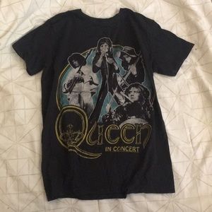 Queen Band Tee